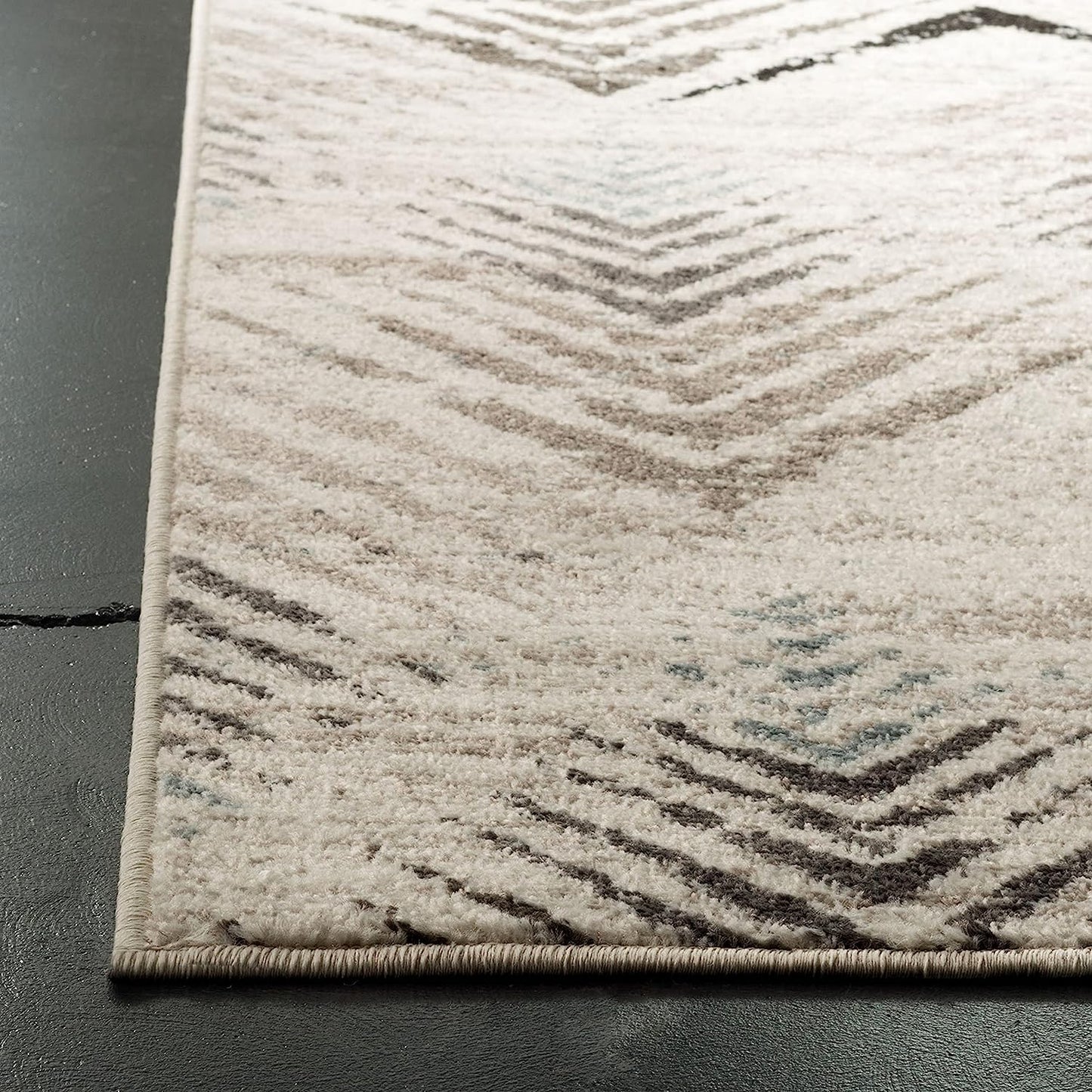 Amsterdam Collection Area Rug - 6'7" X 9'2", Cream & Beige, Modern Design, Non-Shedding & Easy Care, Ideal for High Traffic Areas in Living Room, Bedroom (AMS110A)